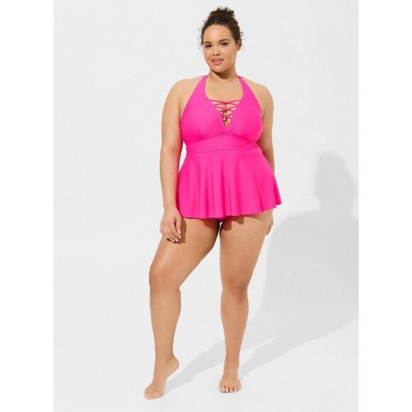 NWT Torrid Wireless XO Triangle Tankini - Picture 3 of 4